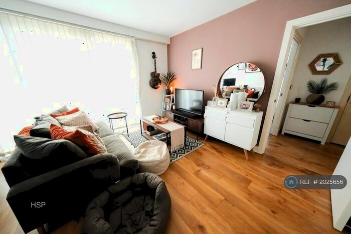 1 Bedroom Flat To Rent In Campbell Court, London, SE9