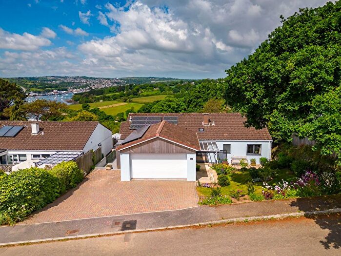 3 Bedroom Detached Bungalow For Sale In Tregew Close, Flushing, TR11