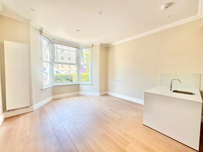 1 Bedroom Apartment To Rent In Green Lanes, London, N4