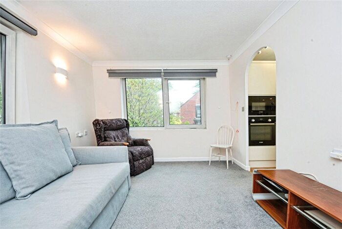 1 Bedroom Flat For Sale In Homehayes House, Westfield Park, HA5