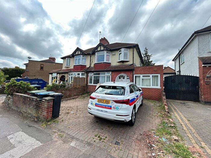 4 Bedroom Property To Rent In Turkey Street, Enfield, EN3