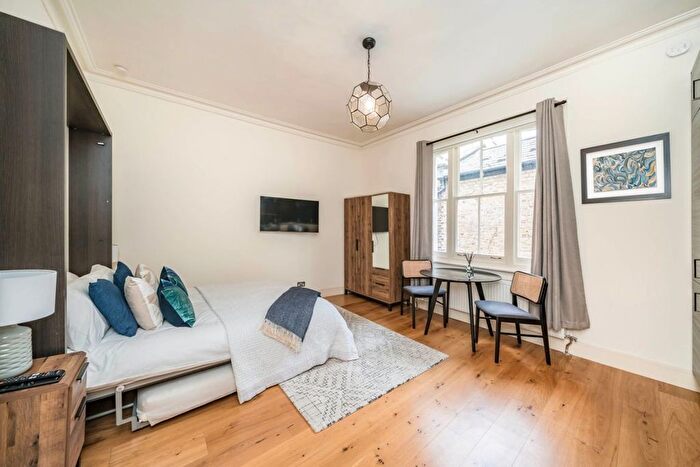 Studio To Rent In Craven Hill Gardens, Notting Hill, W2