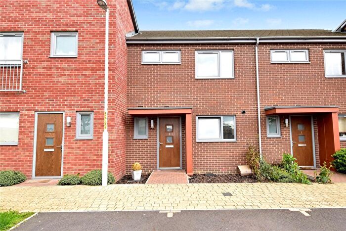 2 Bedroom Terraced House To Rent In Rainbow Gardens, Dartford, Kent, DA1