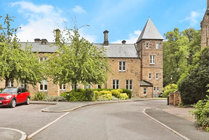 2 Bedroom Flat For Sale In Victoria Court, Sheffield, South Yorkshire, S11