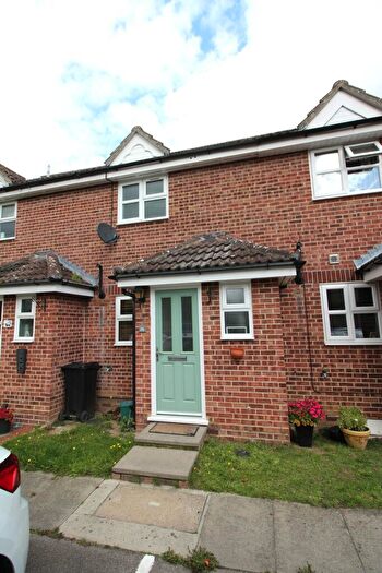 2 Bedroom Terraced House To Rent In Sussex Way, CM12