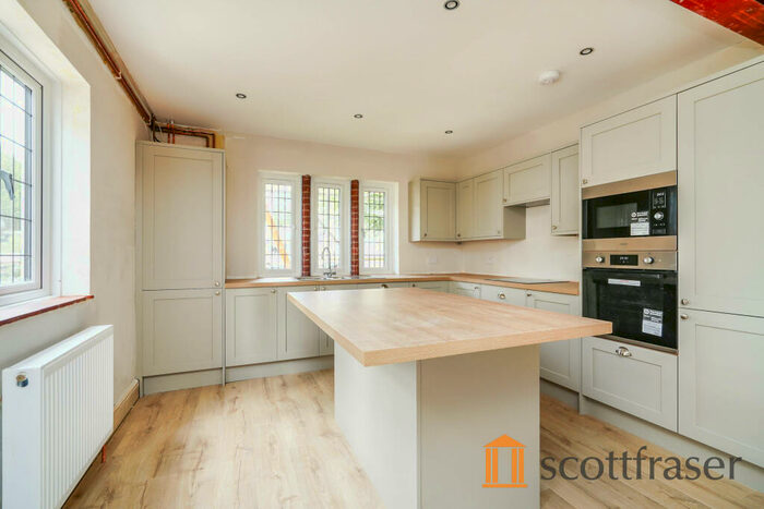 4 Bedroom Detached House To Rent In Upland Park Road, Summertown, OX2