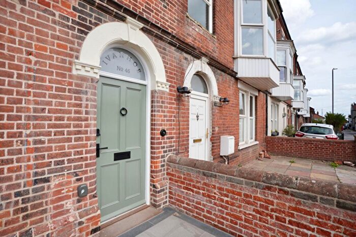 3 Bedroom Maisonette To Rent In High Street, East Runton, NR27
