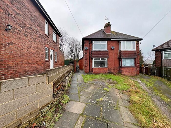 2 Bedroom Semi-Detached House For Sale In Old Road, Thornton, BD13