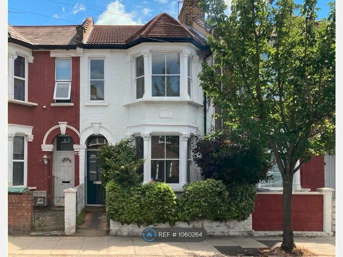 4 Bedroom Terraced House To Rent In Chalgrove Road, London, N17