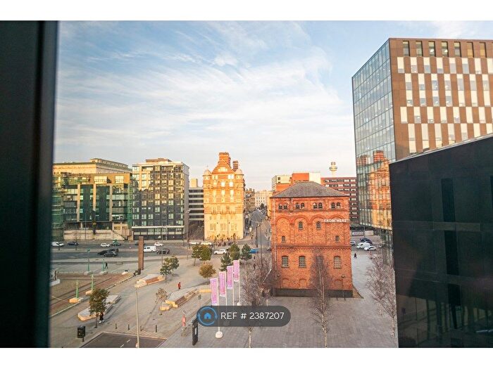 2 Bedroom Flat To Rent In Mann Island, Liverpool, L3