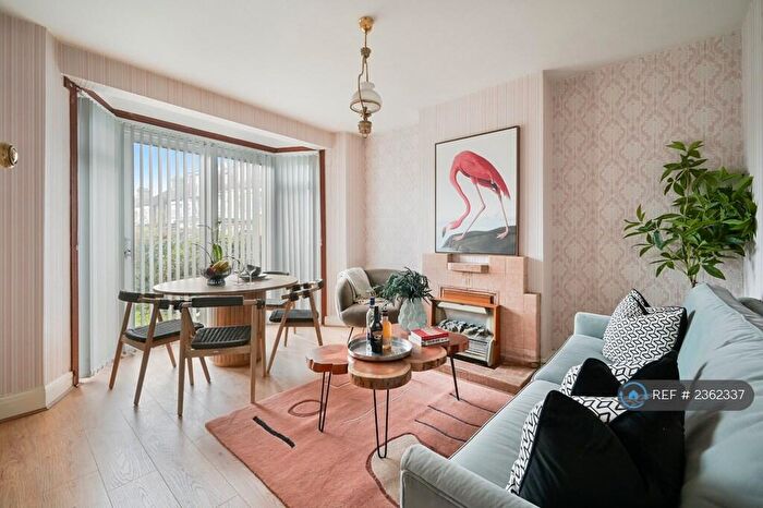 4 Bedroom Terraced House To Rent In Great Cambridge Road, London, N18