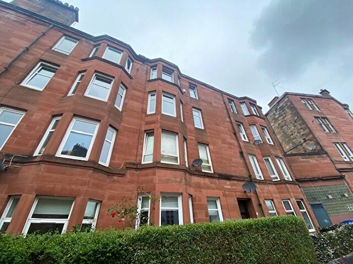 1 Bedroom Flat To Rent In Battlefield Gardens, Glasgow -, G42
