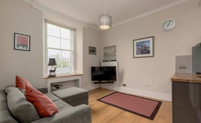 1 Bedroom Flat To Rent In Dean Park Street, Edinburgh, EH4