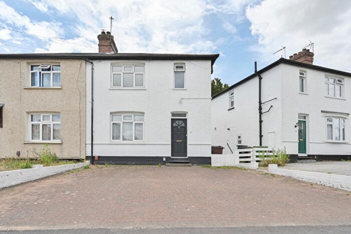 3 Bedroom Semi-Detached House For Sale In Camp Road, St Albans, Hertfordshire, AL1