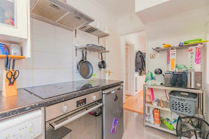 2 Bedroom House To Rent In Reservoir Road, Selly Oak, Birmingham, B29