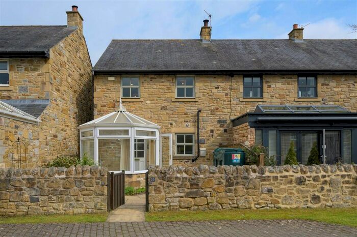 3 Bedroom End Of Terrace House For Sale In Beechcroft, Humshaugh, NE46