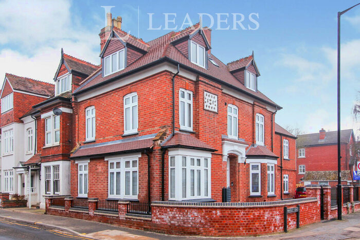 1 Bedroom Apartment To Rent In Warwick Corner, Kenilworth, CV8