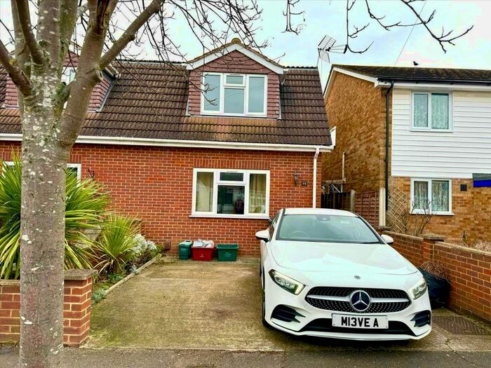 3 Bedroom Property To Rent In Tachbrook Road, Feltham, TW14