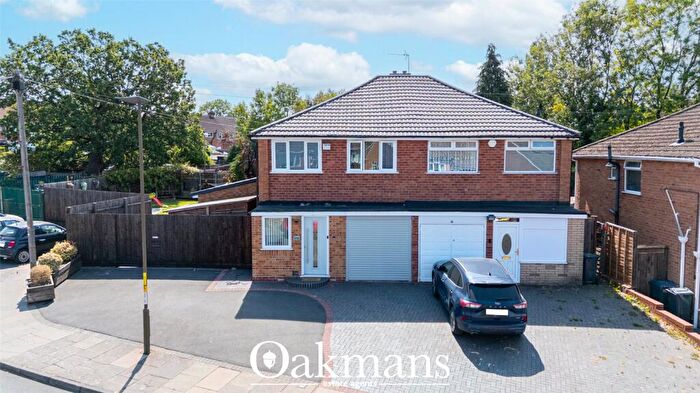 3 Bedroom Semi-Detached House For Sale In Longhurst Croft, Birmingham, West Midlands, B31