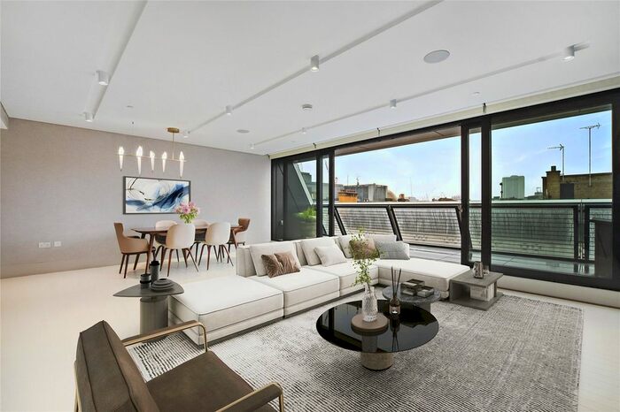 3 Bedroom Flat To Rent In Burlington Gate, Cork Street, Mayfair, London, W1S