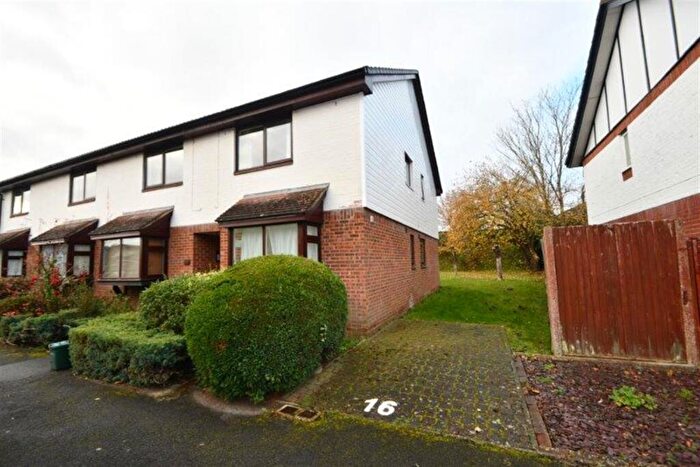 1 Bedroom Apartment To Rent In Bedroom Apartment St Floor In Godalming, GU7