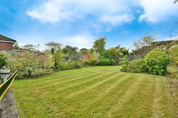 2 Bedroom Bungalow For Sale In Bridgefield Close, High Lane, Stockport, Greater Manchester, SK6