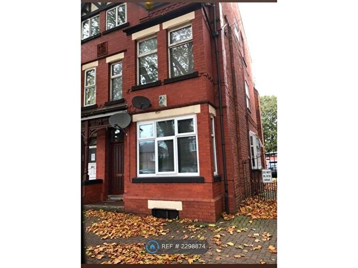 1 Bedroom Flat To Rent In Ayres Road, Old Trafford, M16