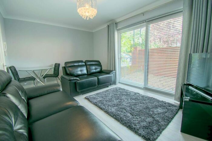1 Bedroom Apartment To Rent In Pavilion Mews, Newcastle Upon Tyne, NE2