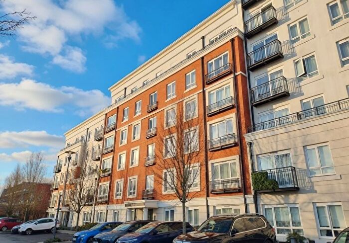 1 Bedroom Flat For Sale In Flat Griffin House, Aviation Drive, Colindale, London, NW9