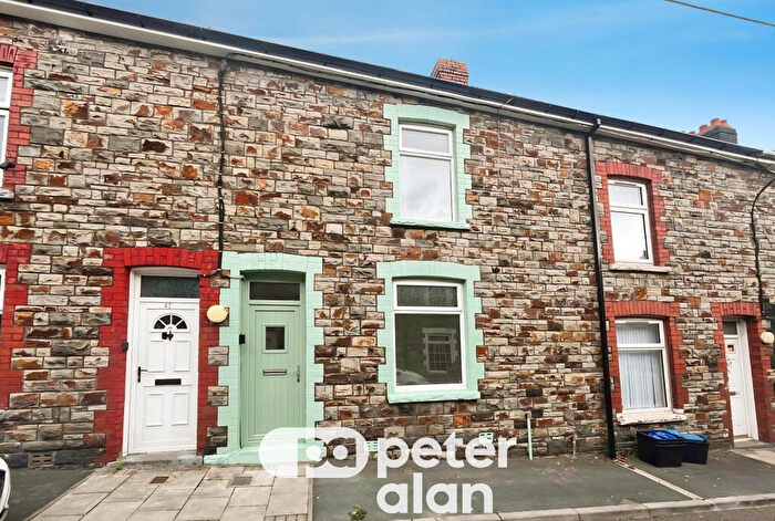3 Bedroom House To Rent In Council Street, Penydarren, CF47