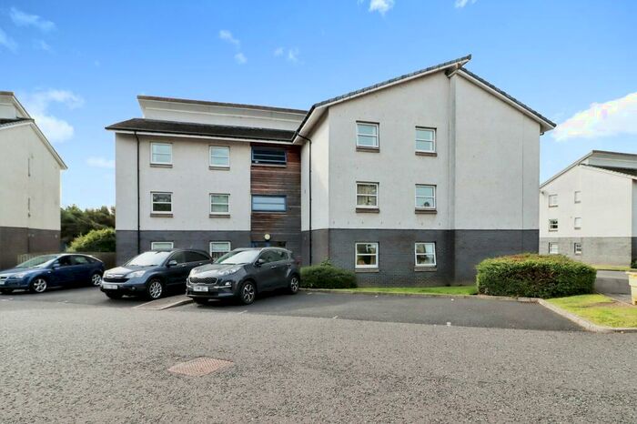 2 Bedroom Flat For Sale In Hilton Wynd, Rosyth, Dunfermline, KY11
