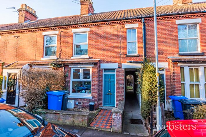 3 Bedroom Terraced House For Sale In Henley Road, Norwich, NR2
