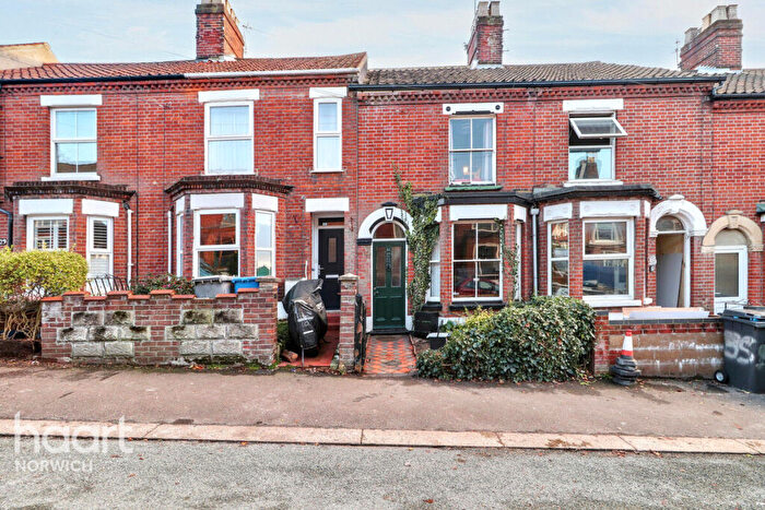 3 Bedroom Terraced House For Sale In Pelham Road, Norwich, NR3