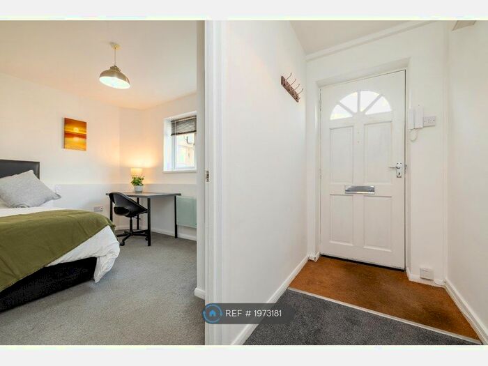 2 Bedroom Flat To Rent In Brunswick Street, Leamington Spa, CV31