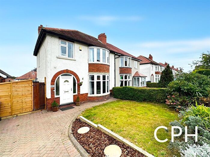 3 Bedroom Semi-Detached House For Sale In Newlands Park Road, Scarborough, YO12