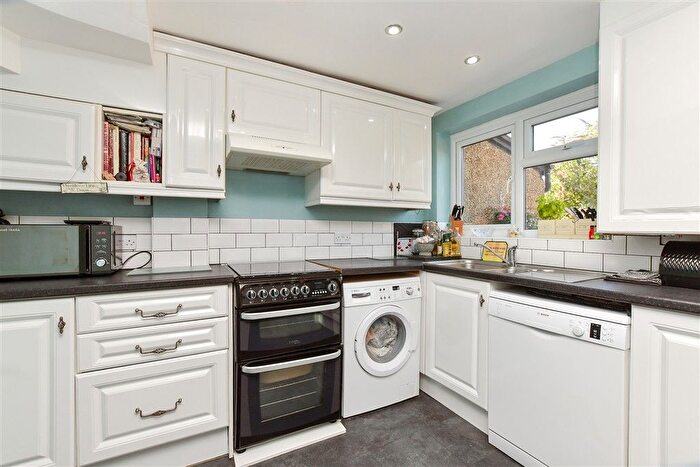 3 Bedroom Terraced House For Sale In London Road, Wallington, Surrey, SM6