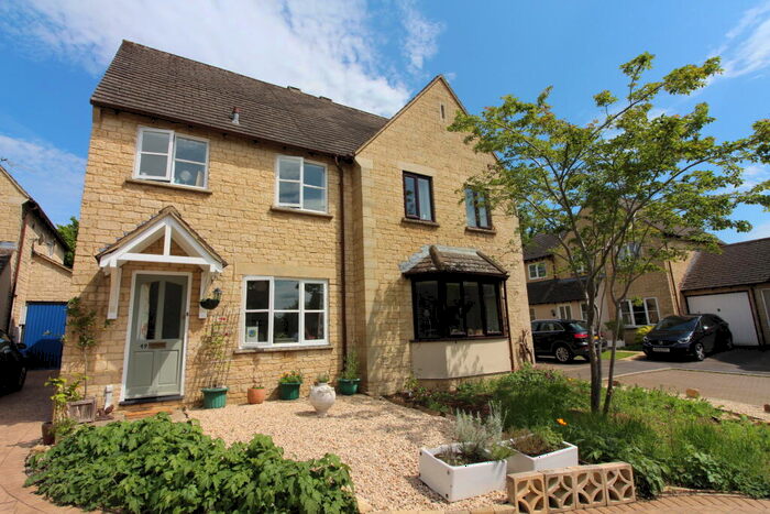 3 Bedroom Semi-Detached House To Rent In Ticknell Piece Road, Charlbury, OX7