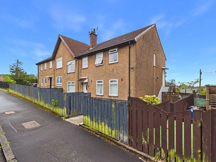 3 Bedroom Flat For Sale In Lennox Drive, Clydebank, G81