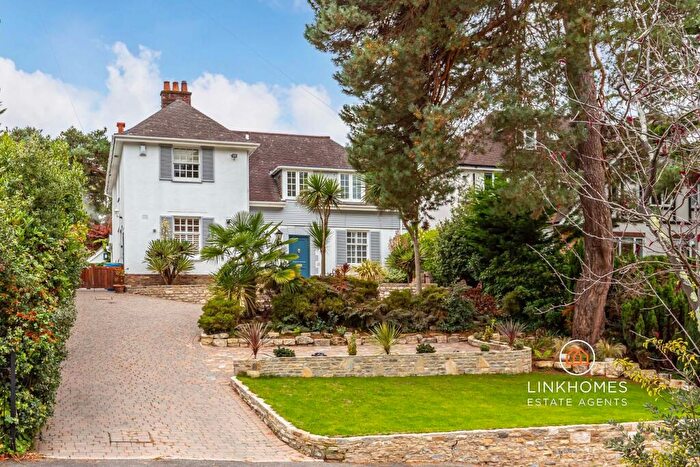 4 Bedroom Detached House For Sale In Canford Cliffs Avenue, Poole, BH14