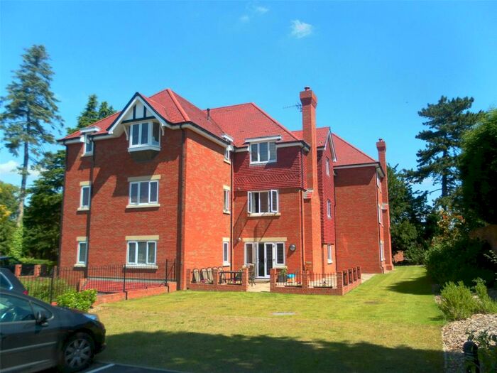2 Bedroom Apartment To Rent In Wyvern Road, Sutton Coldfield, B74