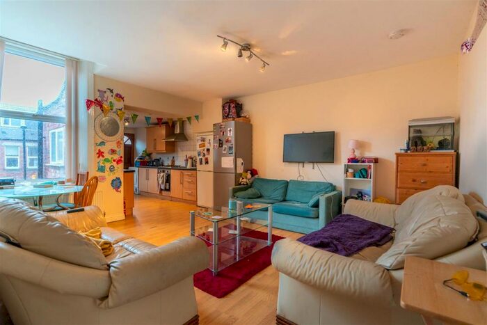 4 Bedroom Maisonette To Rent In &#;pppw Cavendish Road, Jesmond, NE2