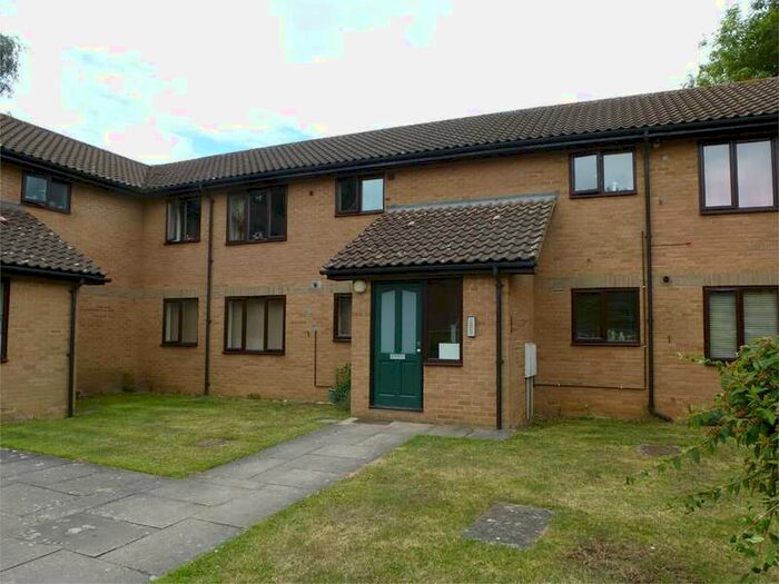 1 Bedroom Ground Flat To Rent In St Albans Road West, Hatfield, AL10