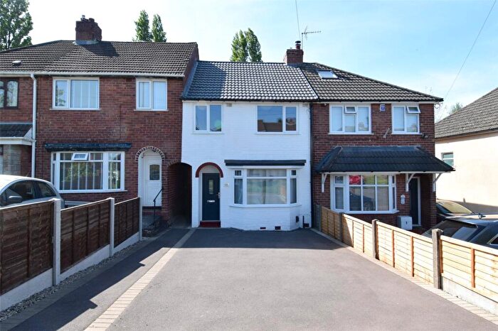 3 Bedroom Terraced House To Rent In Coombes Lane, Birmingham, West Midlands, B31