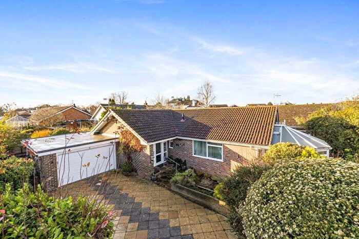 3 Bedroom Detached Bungalow For Sale In The Hooks, Henfield, BN5