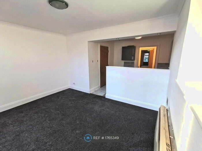 1 Bedroom Flat To Rent In York Road, Edgbaston, Birmingham, B16