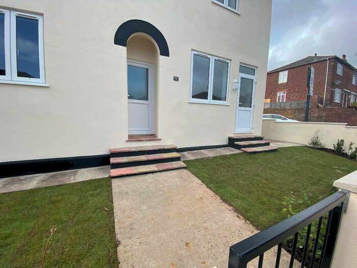 3 Bedroom Flat To Rent In Bridge Road, Southampton, Hampshire, SO19