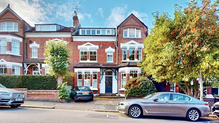 5 Bedroom Property For Sale In Talbot Road, Highgate, N6
