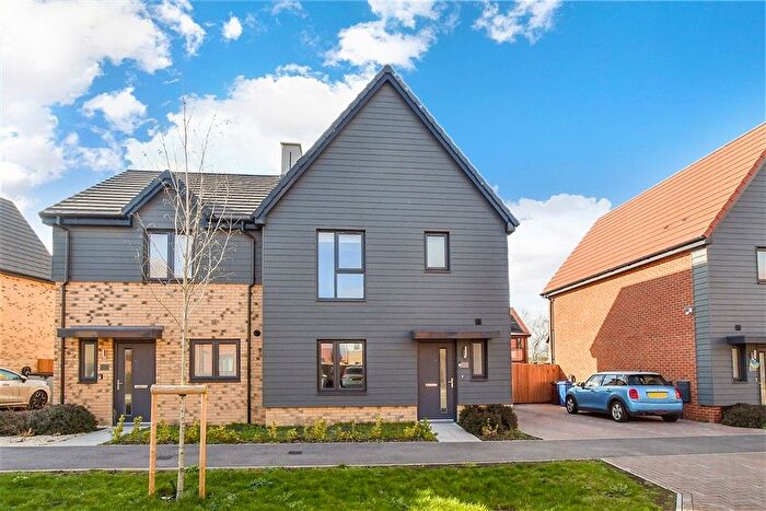 3 Bedroom Semi Detached House For Sale In Bethell Road, Faversham, Kent, ME13