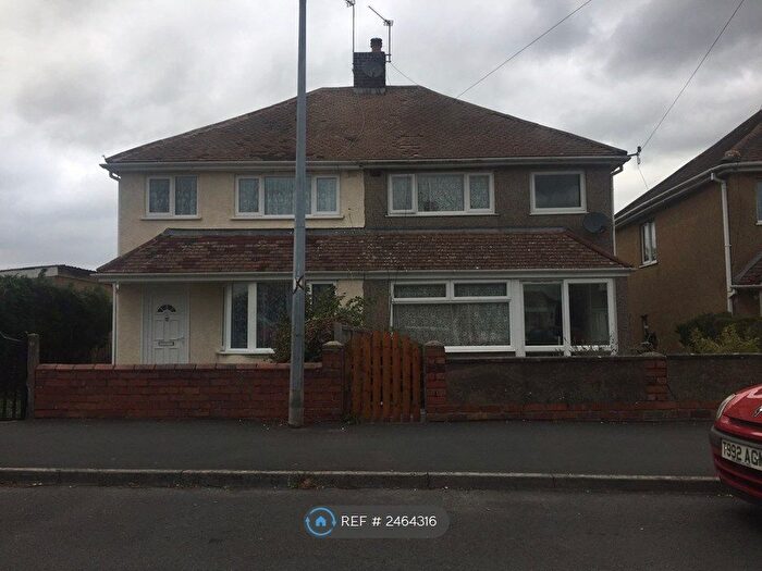 3 Bedroom Semi-Detached House To Rent In Windermere Road, Bristol, BS34