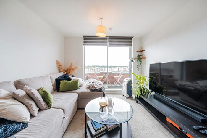 1 Bedroom Flat To Rent In Rye Lane Peckham, SE15